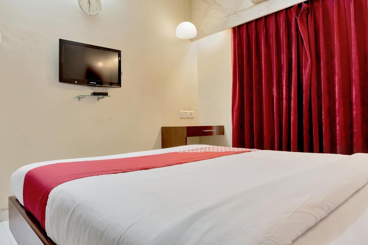 Konark Apartment Mālād Buitenkant foto